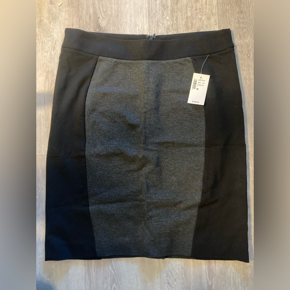 New with tags Grey Skirt